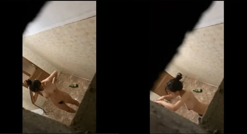 Quay lén nữ học sinh vú bự tắm