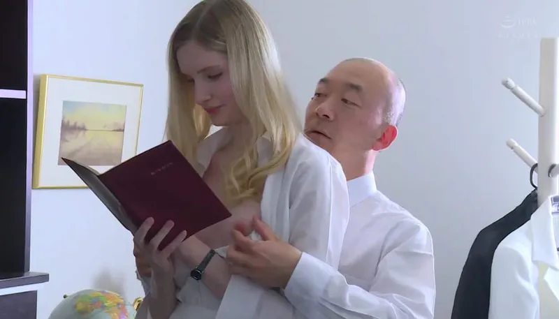 Vợ chấp nhận làm bạn gái cho đối tác của ông xã để trả nợ