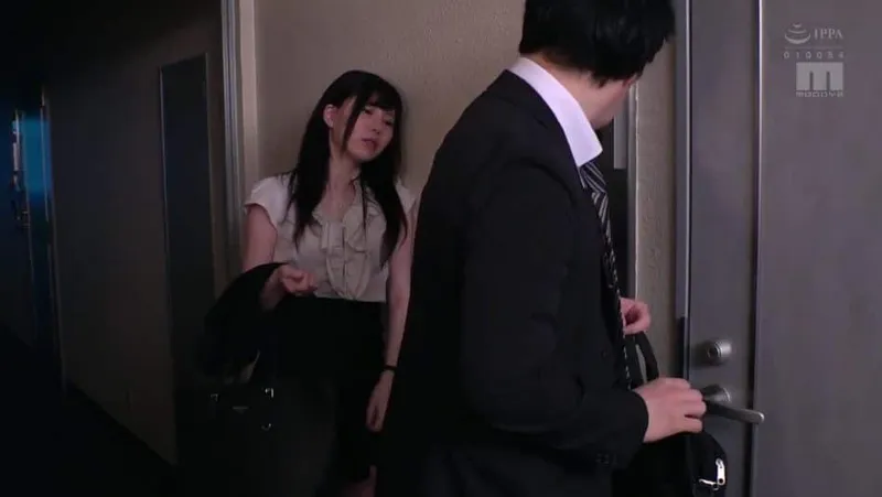 Bà xã nhà sát bên nhận nhầm tôi là chồng trong một hôm say xỉn