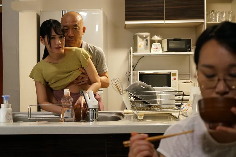 ông chồng xxx con gái riêng của cô vợ khi biết vợ không thể sinh con cho mình