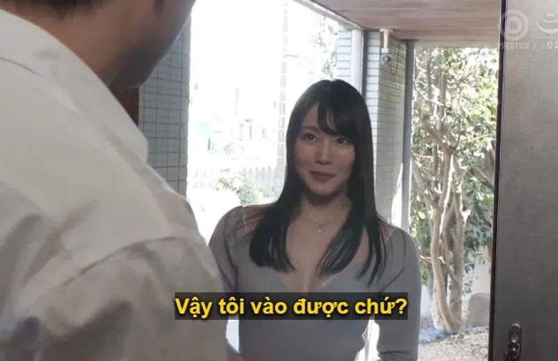 Chàng trai giàu sang bên cạnh bị em gái hàng xóm xinh tươi, mới lấy chồng, dọn về mời gọi quan hệ.